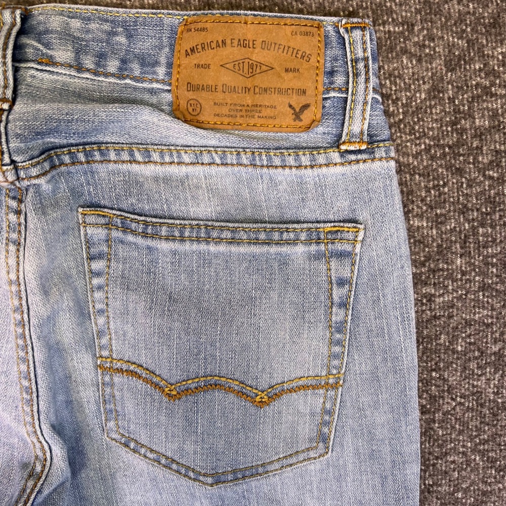American Eagle Jeans Mens 28x26 Light Blue Straight Core Flex Classic Casual Y2K - Picture 11 of 14